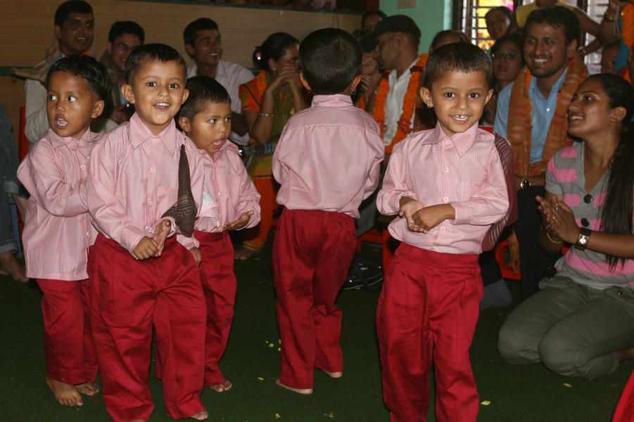 img-scuola-materna-e-dellinfanzia-naya-bal-bagaincha-giardino-dei-bambini